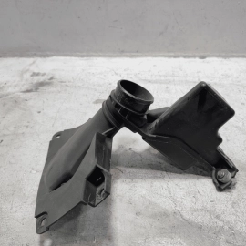 2018-22 Honda Accord 2.0L Hybrid Air Cleaner Intake Inlet Front Duct Chamber OEM