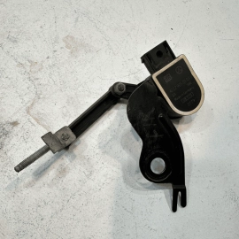 14-17 MERCEDES S550 W222 FRONT PASSENGER SIDE SUSPENSION HEIGHT LEVEL SENSOR OEM