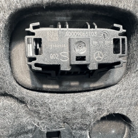 2014-2017 MERCEDES W222 S550 UNDER DASH RIGHT FOOTWELL LOWER COVER PANEL OEM