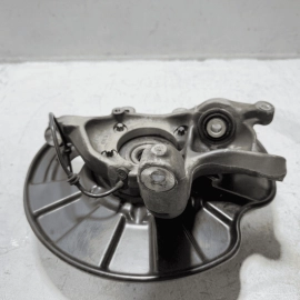 MERCEDES W222 S550 2014-17 REAR RIGHT PASSENGER SIDE SPINDLE KNUCKLE & HUB OEM