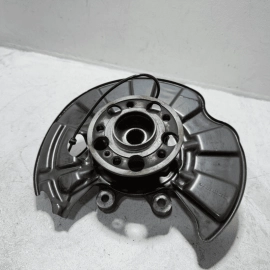 MERCEDES W222 S550 2014-17 REAR RIGHT PASSENGER SIDE SPINDLE KNUCKLE & HUB OEM