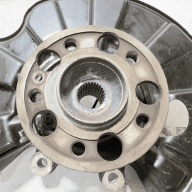 MERCEDES W222 S550 2014-17 REAR LEFT DRIVER SIDE SPINDLE KNUCKLE & HUB OEM