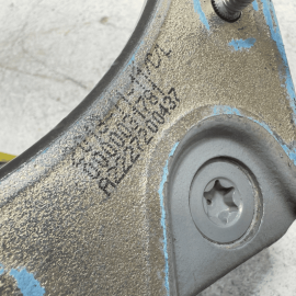 MERCEDES W222 S550 FRONT PASSENGER SIDE LOWER DOOR HINGE OEM 2014-2017