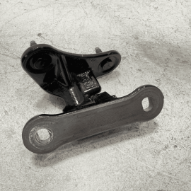 MERCEDES W222 S550 FRONT PASSENGER SIDE LOWER DOOR HINGE OEM 2014-2017