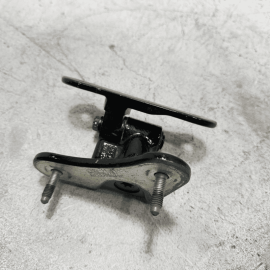 MERCEDES W222 S550 FRONT PASSENGER SIDE LOWER DOOR HINGE OEM 2014-2017