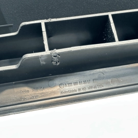 2014 - 2017 MERCEDES S550 W222 FRONT DRIVER SIDE DOOR SILL STEP SCUFF PLATE OEM 2014 - 2017 MERCEDES S550 W222 FRONT DRIVER SIDE DOOR SILL STEP SCUFF PLATE OEM