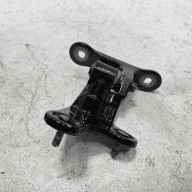 MERCEDES W222 S550 REAR PASSENGER SIDE LOWER DOOR HINGE OEM 2014-2017