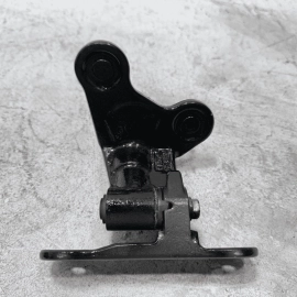 MERCEDES W222 S550 REAR LEFT DRIVER SIDE LOWER DOOR HINGE OEM 2014-2017