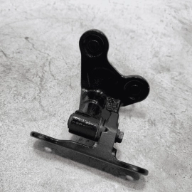 MERCEDES W222 S550 REAR LEFT DRIVER SIDE LOWER DOOR HINGE OEM 2014-2017