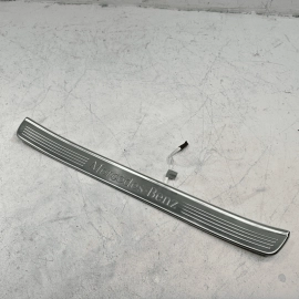 2014 - 2020 MERCEDES S550 W222 FRONT LEFT LED SILL TRIM KICK SILL PLATE OEM 2014 - 2020 MERCEDES S550 W222 FRONT LEFT LED SILL TRIM KICK SILL PLATE OEM