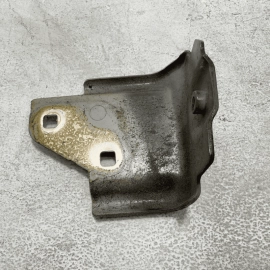 MERCEDES W222 S550 FRONT DRIVER SIDE FENDER SUPPORT BRACKET MOUNT OEM 2014-2017