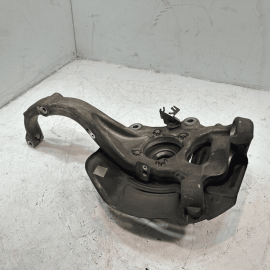 Mercedes W222 S550 4-MATIC Front Passenger Side Spindle Knuckle Hub 2014-17 OEM