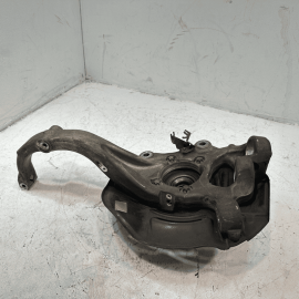 Mercedes W222 S550 4-MATIC Front Passenger Side Spindle Knuckle Hub 2014-17 OEM