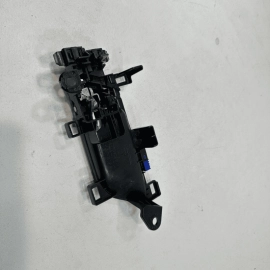 HONDA ACCORD REAR RIGHT PASSENGER SIDE DOOR INTERIOR HANDLE OEM 2018-2022 HONDA ACCORD REAR RIGHT PASSENGER SIDE DOOR INTERIOR HANDLE OEM 2018-2022