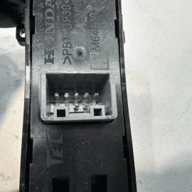 HONDA ACCORD REAR LEFT OR RIGHT SIDE DOOR WINDOW SWITCH OEM 2018 - 2022