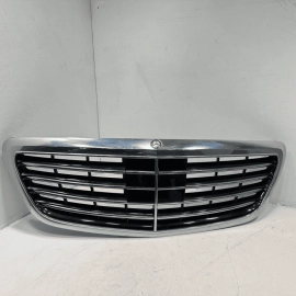 Radiator Center Grille Bumper Mercedes W222 S550 2014-2017 OEM