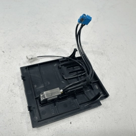 2014-2017 MERCEDES W222 S550 CENTER CONSOLE USB AUX MEDIA RETAINER PLATE OEM