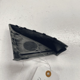 2015-2018 AUDI Q3 FRONT RIGHT DOOR TWEETER SPEAKER COVER TRIM OEM W / LANE