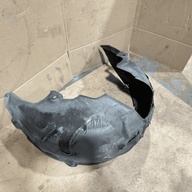 2014-2017 MERCEDES W222 S550 REAR DRIVER QUARTER WHEELHOUSE SPLASH SHIELD OEM