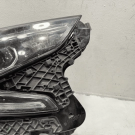DAMAGE!!! 2018-2021 GMC Terrain Headlight Passenger Side Complete OEM