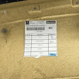 2007-13 Mercedes S550 S600 Front Right Passenger Side Door Trim Panel OEM B