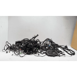 2021 VW ATLAS SEL AWD 3.6L ENGINE BAY ROOM MAIN WIRING HARNESS & FUSE BOX OEM 2021 VW ATLAS SEL AWD 3.6L ENGINE BAY ROOM MAIN WIRING HARNESS & FUSE BOX OEM