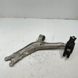 HONDA ACCORD FRONT RIGHT PASSENGER SIDE LOWER CONTROL ARM OEM 2018 - 2022 HONDA ACCORD FRONT RIGHT PASSENGER SIDE LOWER CONTROL ARM OEM 2018 - 2022