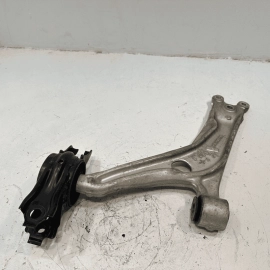 HONDA ACCORD FRONT RIGHT PASSENGER SIDE LOWER CONTROL ARM OEM 2018 - 2022 HONDA ACCORD FRONT RIGHT PASSENGER SIDE LOWER CONTROL ARM OEM 2018 - 2022