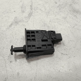 2018-2022 HONDA ACCORD FUEL FILLER DOOR LID LOCK LATCH ACTUATOR W/OUT CABLE OEM