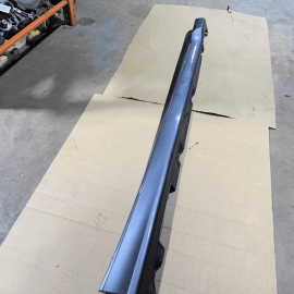 2018-2022 HONDA ACCORD TOURING PASSENGER SIDE ROCKER PANEL *NH797M* OEM 2018-2022 HONDA ACCORD TOURING PASSENGER SIDE ROCKER PANEL *NH797M* OEM