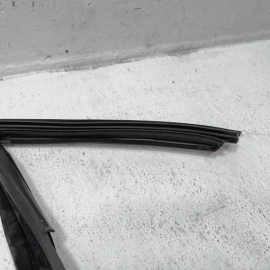 VOLKSWAGEN PASSAT FRONT DRIVER DOOR WINDOW GLASS RUN CHANNEL SEAL 2012-2022 OEM