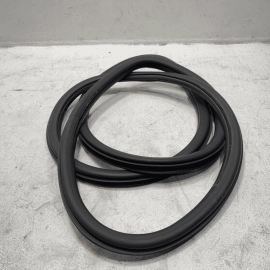 VOLKSWAGEN PASSAT FRONT DRIVER SIDE DOOR BODY WEATHERSTRIP INNER SEAL 12-22 OEM