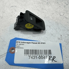 12-18 VOLKSWAGEN PASSAT REAR LEFT OR RIGHT DOOR WINDOW SWITCH & HOUSING OEM 1PCS