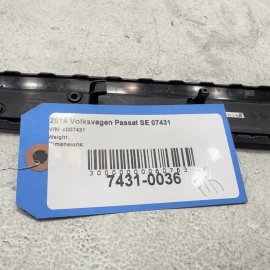 VOLKSWAGEN PASSAT FRONT PASSENG SIDE DOOR PANEL MOLDING TRIM COVER 2016-2019 OEM