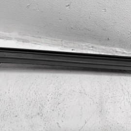 VOLKSWAGEN PASSAT FRONT PASSENGER DOOR WINDOW GLASS RUN CHANNEL SEAL 2012-22 OEM
