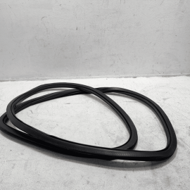 VOLKSWAGEN PASSAT FRONT PASSENGER DOOR BODY WEATHERSTRIP INNER SEAL 2012-22 OEM