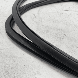 VOLKSWAGEN PASSAT FRONT PASSENGER DOOR BODY WEATHERSTRIP INNER SEAL 2012-22 OEM