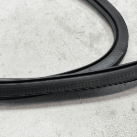 VOLKSWAGEN PASSAT FRONT PASSENGER DOOR BODY WEATHERSTRIP INNER SEAL 2012-22 OEM