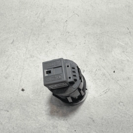 2016 - 2022 VOLKSWAGEN PASSAT ENGINE IGNITION START STOP SWITCH BUTTON OEM