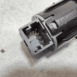 2016 - 2022 VOLKSWAGEN PASSAT ENGINE IGNITION START STOP SWITCH BUTTON OEM