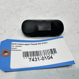 2006-22 VOLKSWAGEN PASSAT Windshield Washer Sprayer JET Nozzle Left or Right OEM