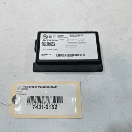 2015-2018 VOLKSWAGEN PASSAT VW  NAVIGATION CONTROL MODULE OEM