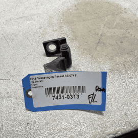 VOLKSWAGEN PASSAT 2012-2022 FRONT LEFT DRIVER SIDE DOOR LOWER HINGE OEM