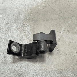 VOLKSWAGEN PASSAT 2012-2022 FRONT LEFT DRIVER SIDE DOOR LOWER HINGE OEM