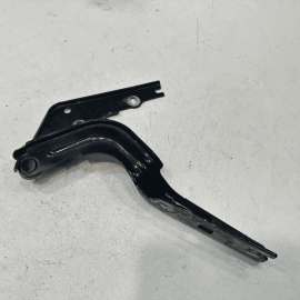 2016-2019 VOLKSWAGEN VW PASSAT HOOD HINGE PASSENGER SIDE *Black Pearl 2T2T* OEM