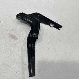 2016-2019 VOLKSWAGEN VW PASSAT HOOD HINGE PASSENGER SIDE *Black Pearl 2T2T* OEM