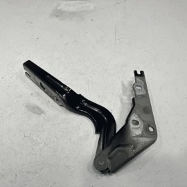 2016-2019 VOLKSWAGEN VW PASSAT HOOD HINGE PASSENGER SIDE *Black Pearl 2T2T* OEM