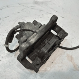 VOLKSWAGEN PASSAT FRONT LEFT DRIVER SIDE BRAKE CALIPER W/ PAD OEM 2015 - 2021