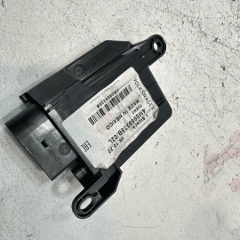 VOLKSWAGEN PASSAT 16-19 FRONT PASSENGER SEAT OCCUPANT SENSOR CONTROL MODULE OEM