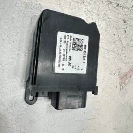 VOLKSWAGEN PASSAT 16-19 FRONT PASSENGER SEAT OCCUPANT SENSOR CONTROL MODULE OEM